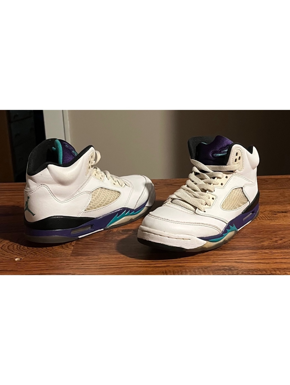 Air Jordan 5 Retro White Grape Sneakers Size 5Y